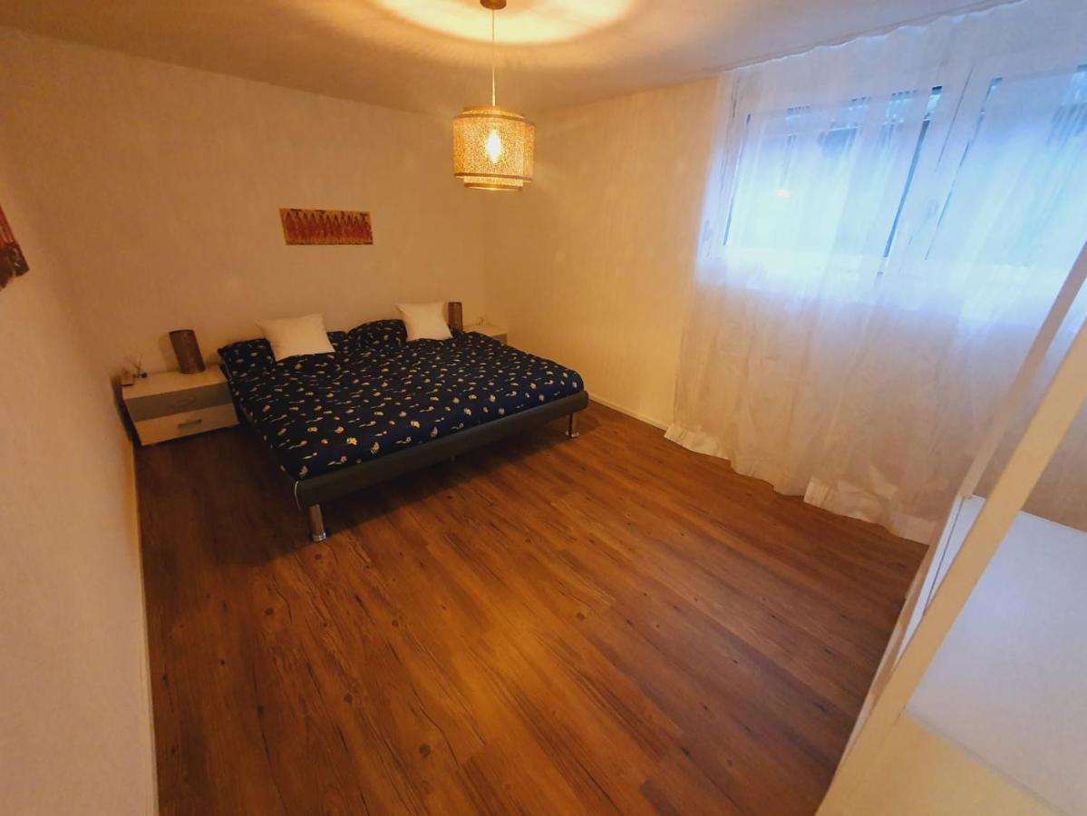 Neue Wohnung An Stadtrand Mit Parkplatz Ebikon エクステリア 写真